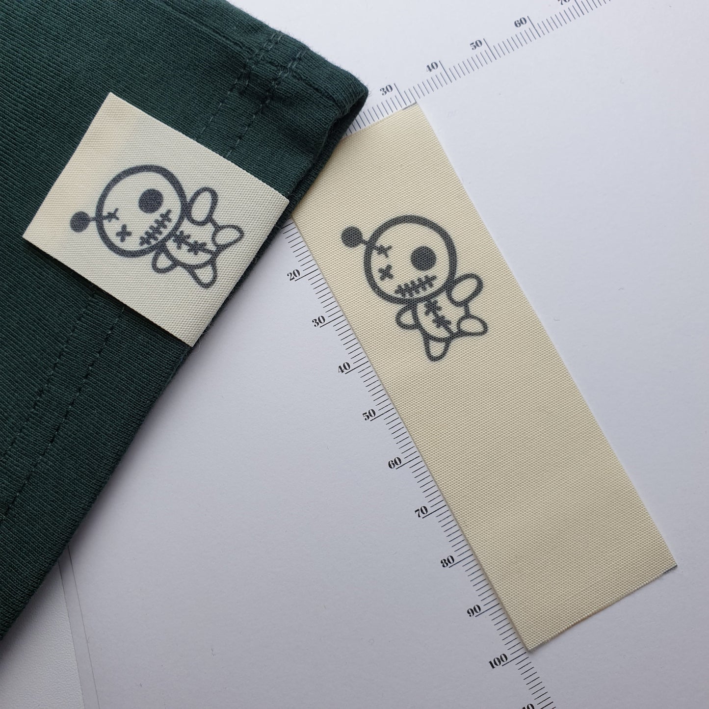 #11PC - TRIFOLD/BOOKFOLD UNBLEACHED POLYESTER COTTON HEM LABELS