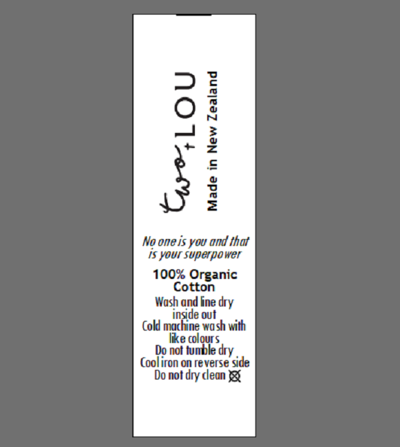 CUSTOM LABELS / Roberta Thomson