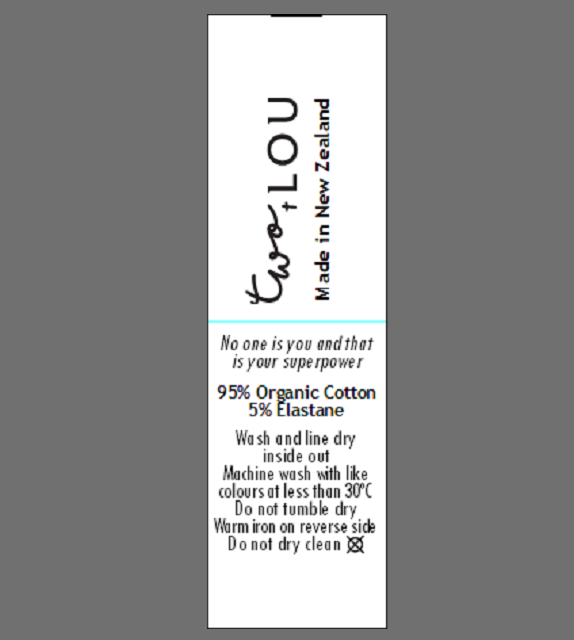 CUSTOM LABELS / Roberta Thomson