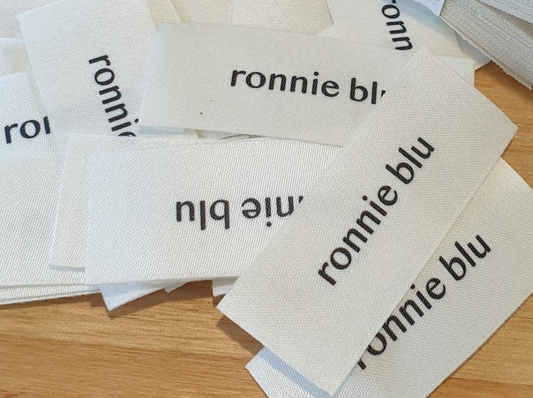 CUSTOM LABELS / Framina Lambert