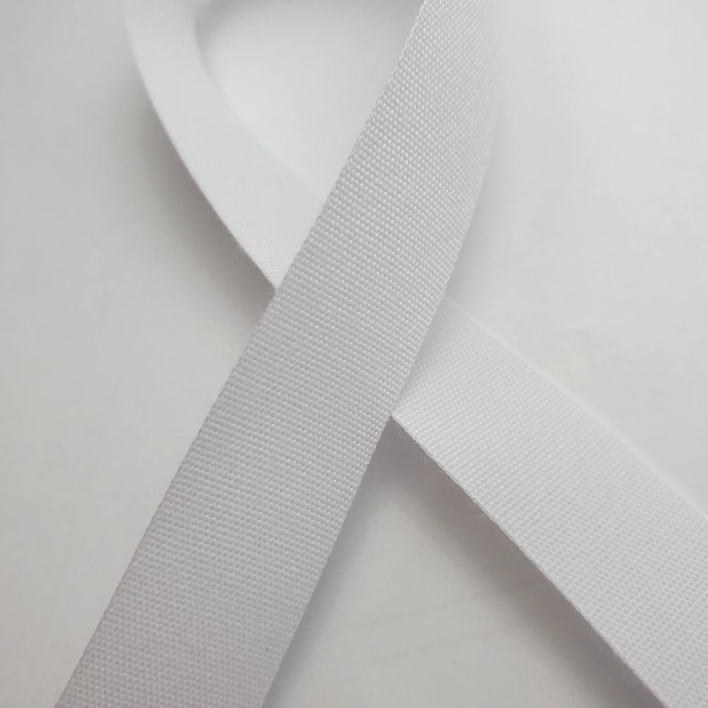 ~PLAIN WEAVE FAUX COTTON - PERMANENT PRINT - NARROW FABRIC LABELS