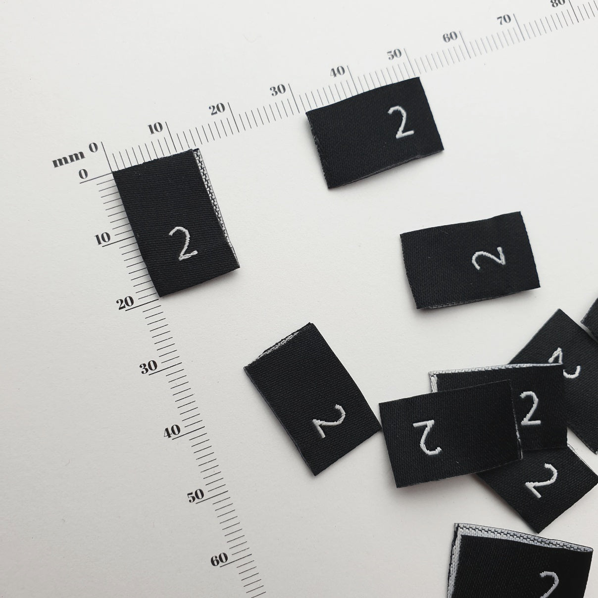 SIZE PIPS - WOVEN LABELS